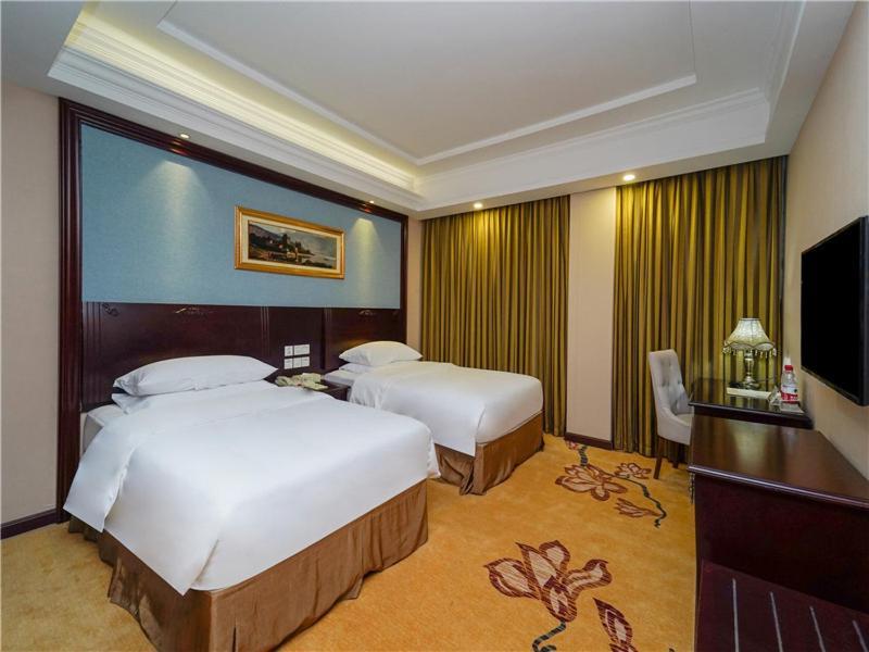 Vienna Hotel Shanghai Pudong Jinqiao Park Exterior photo